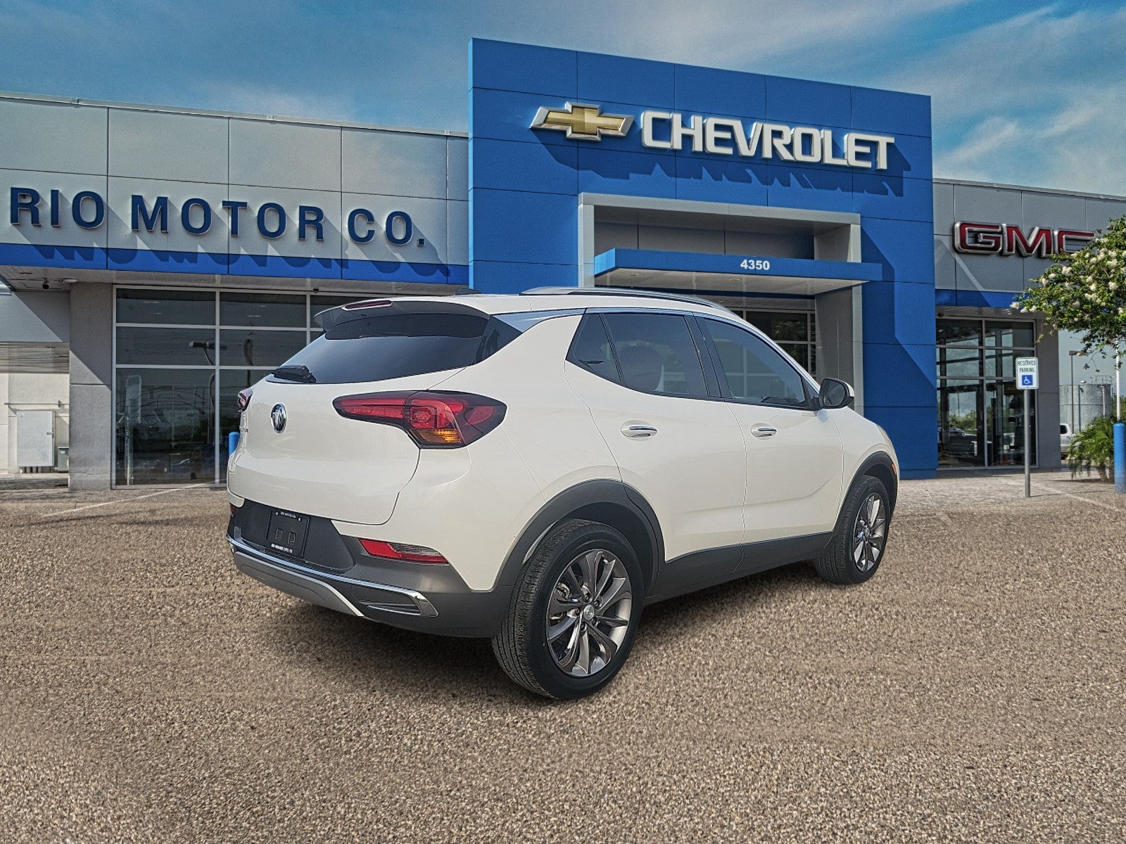 2023 Buick Encore GX Essence